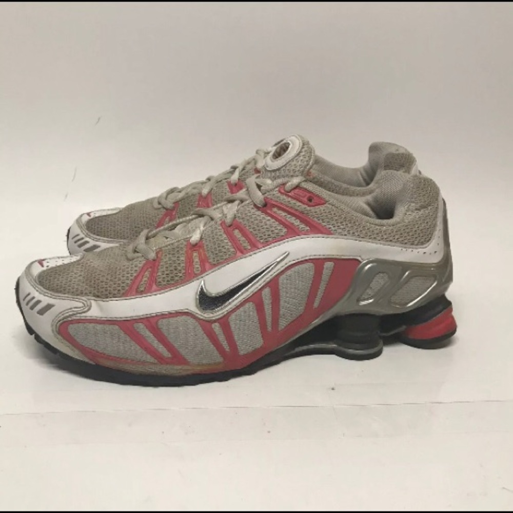 Women’s Nike Shox Running Shoes Size 8 312627-134